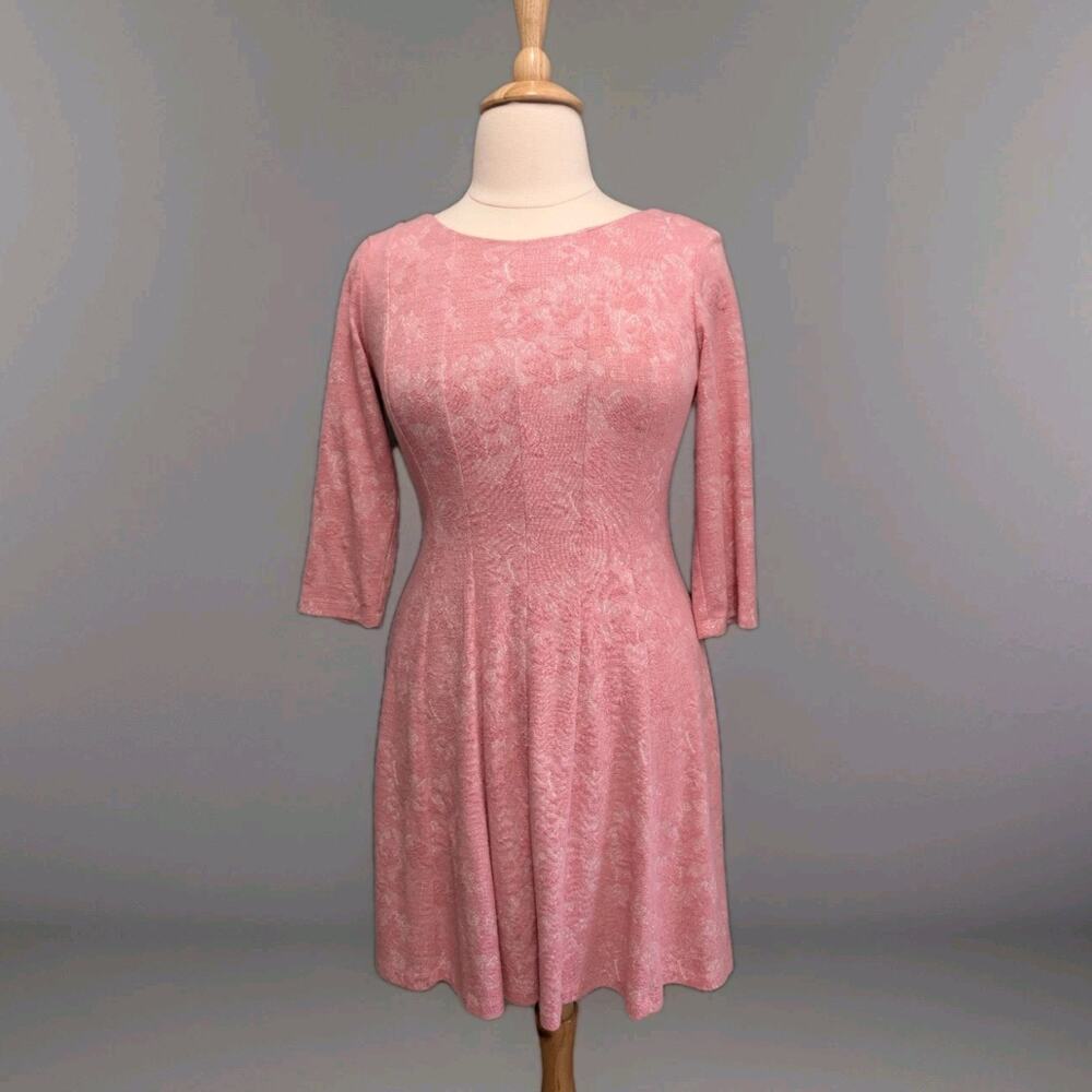 Taylor Dress Size 12 Pink Textured Jacquard Fit & Flare 3/4 Sleeve Stretchy